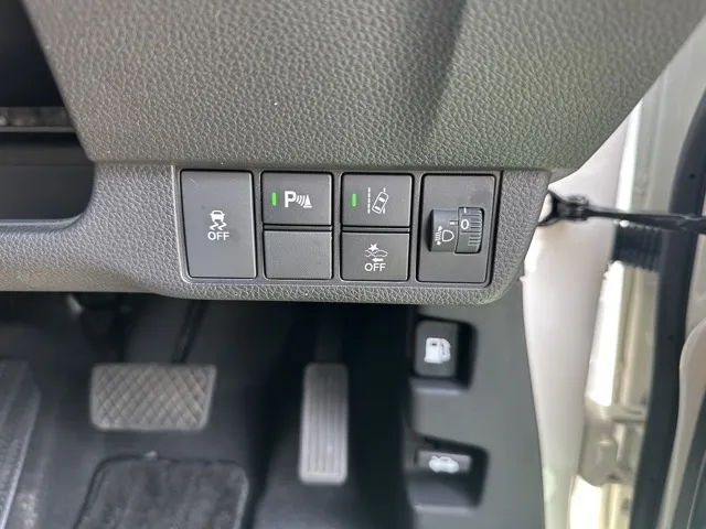 N-ONE(ホンダ)プレミアム中古車 13