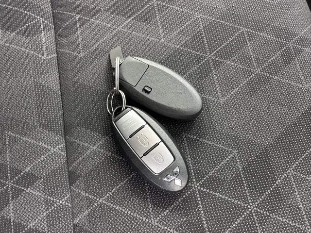 eKクロス(三菱)ＥＶ G中古車 13