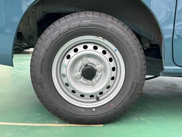 エブリイ(スズキ)NV１００クリッパーDX 4WD CVT中古車 12