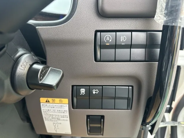 キャンター(三菱)キョウカダンプ ３ｔ登録済未使用車 12