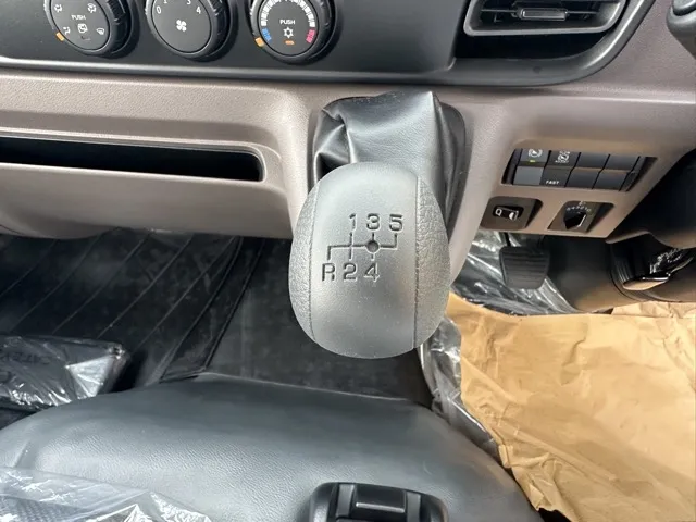 キャンター(三菱)キョウカダンプ ３ｔ登録済未使用車 15