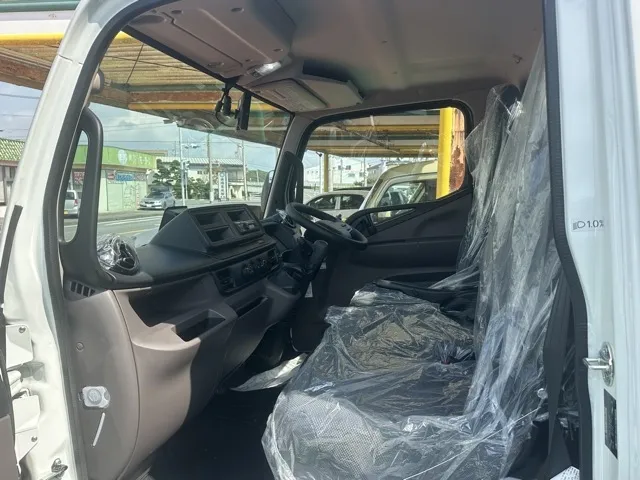 キャンター(三菱)キョウカダンプ ３ｔレンタ登録済未使用車 2