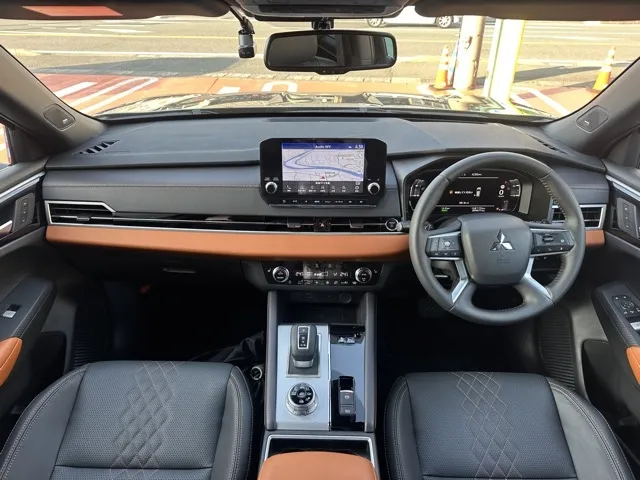 アウトランダー(三菱)P中古車 8