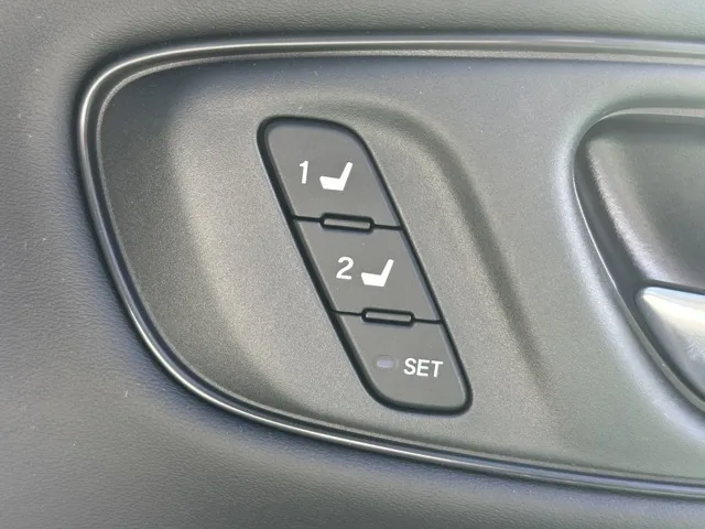 ZR-V(ホンダ)e：HEV Z ４ＷＤ 中古車 27