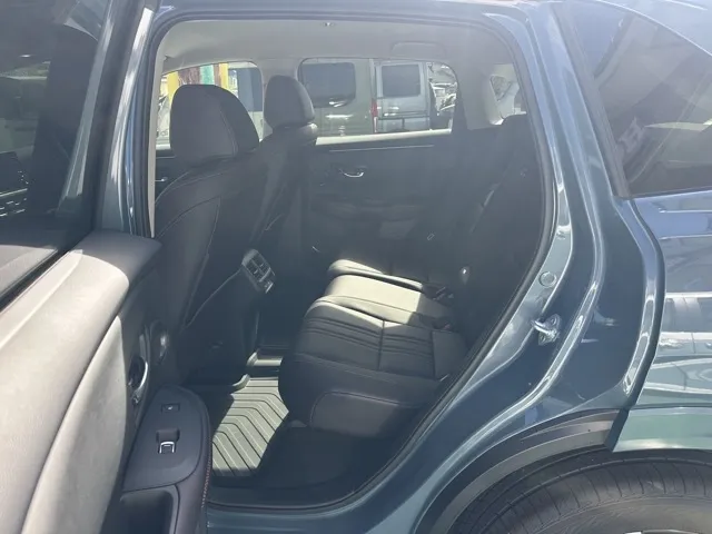 ZR-V(ホンダ)e：HEV Z ４ＷＤ 中古車 4