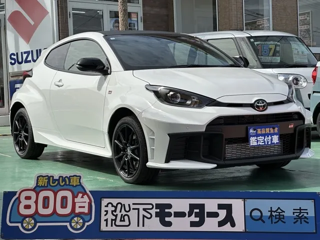 GRヤリス(トヨタ)RC ４WD 6MT登録済未使用車 0