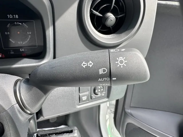 GRヤリス(トヨタ)RC ４WD 6MT登録済未使用車 21