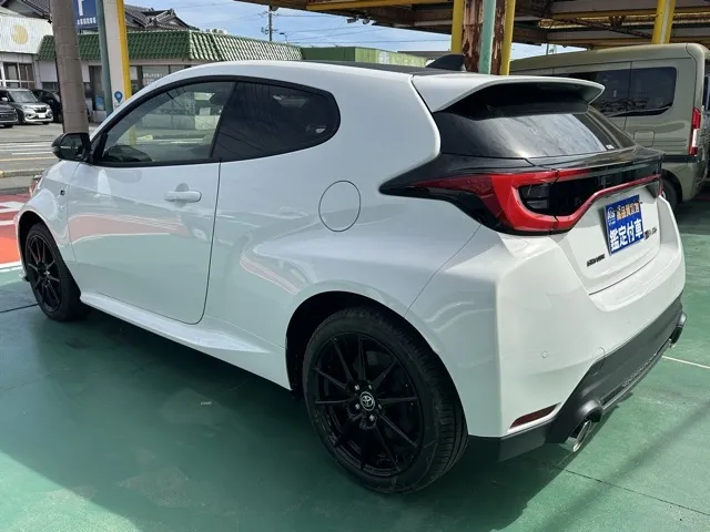 GRヤリス(トヨタ)RC ４WD 6MT登録済未使用車 2