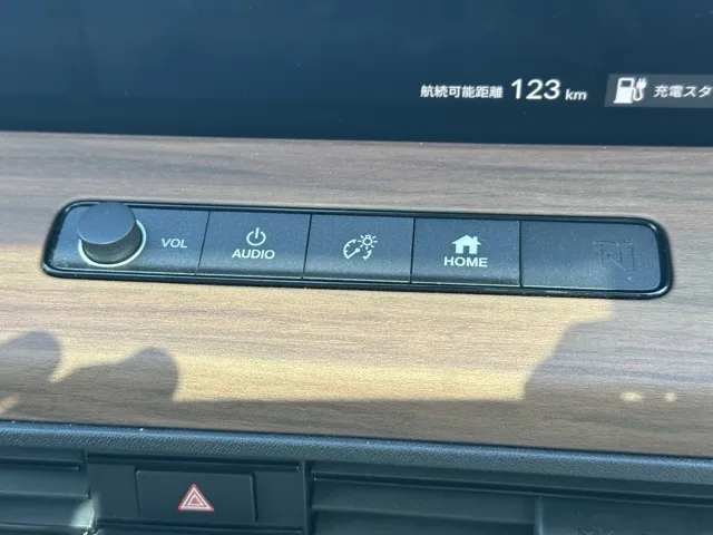 HONDAe(ホンダ)アドバンスディーラ-試乗車 23