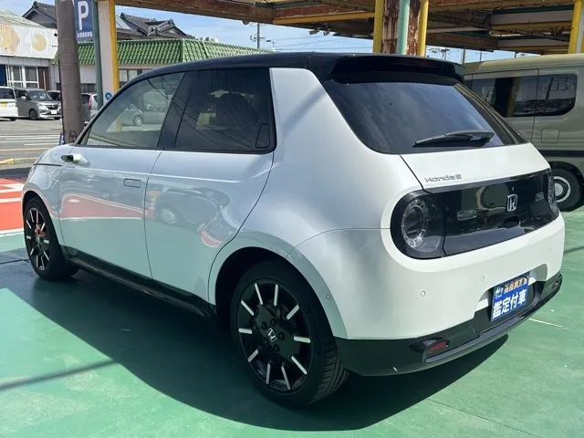 HONDAe(ホンダ)アドバンスディーラ-試乗車 2