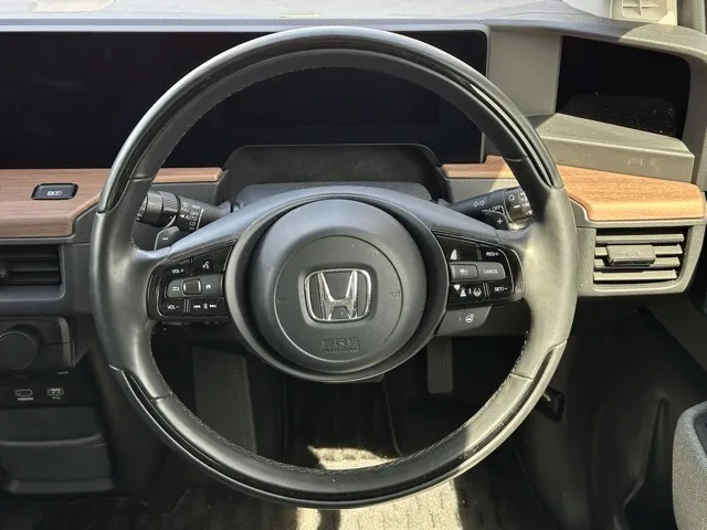 HONDAe(ホンダ)アドバンスディーラ-試乗車 6