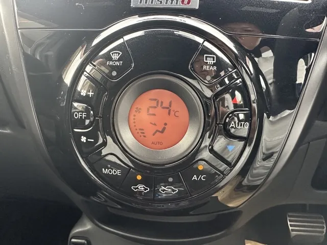 ノート(ニッサン)eパワー ニスモ中古車 22