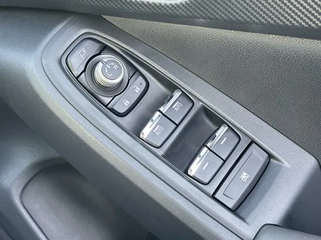 クロストレック(スバル)リミテッド 4WD中古車 12