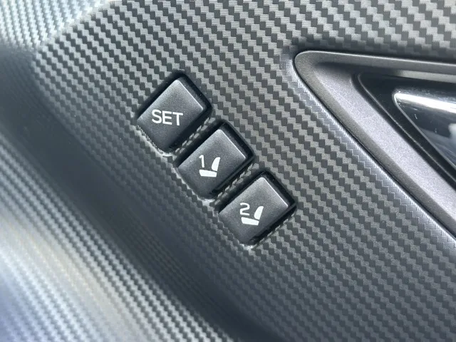 クロストレック(スバル)リミテッド 4WD中古車 13