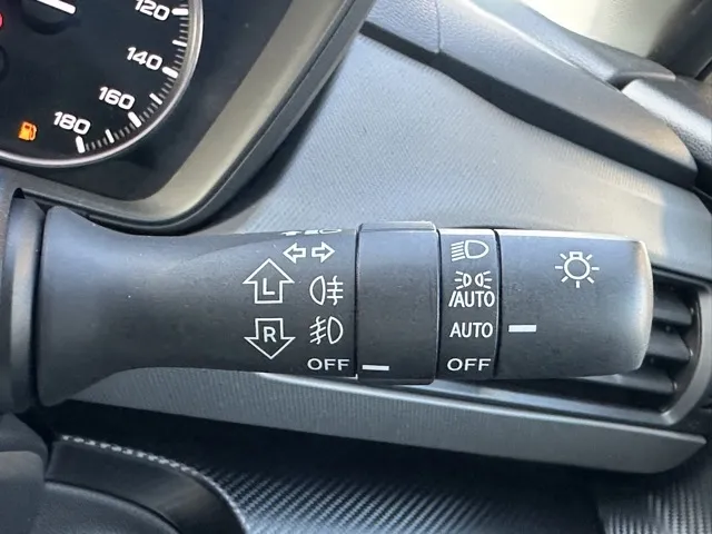 クロストレック(スバル)リミテッド 4WD中古車 25