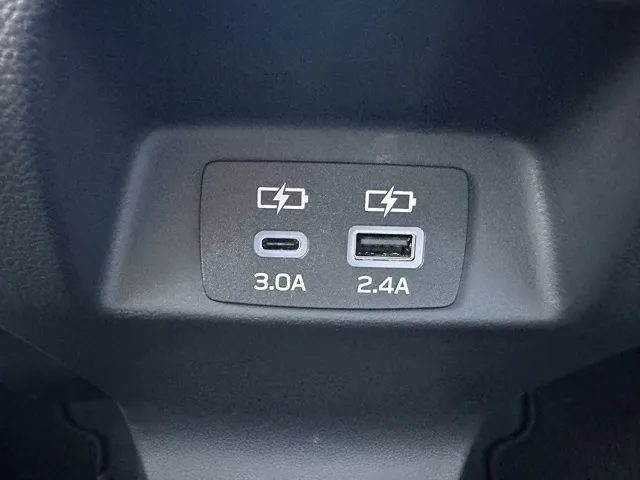 クロストレック(スバル)リミテッド 4WD中古車 7