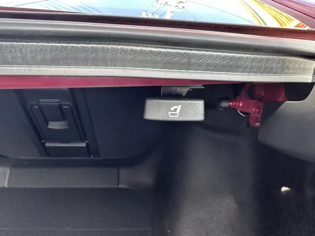 アコード(ホンダ)e：HEV中古車 9