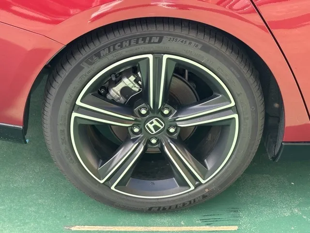 アコード(ホンダ)e：HEV中古車 13