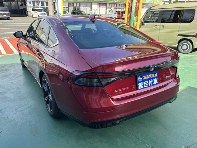 アコード(ホンダ)e：HEV中古車 2