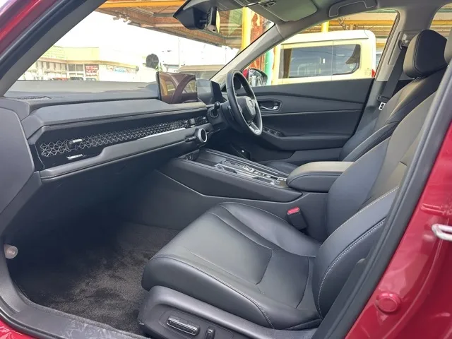 アコード(ホンダ)e：HEV中古車 3