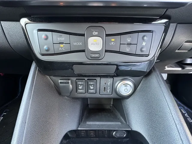 リーフ(ニッサン)e+ アーバンクロム中古車 17