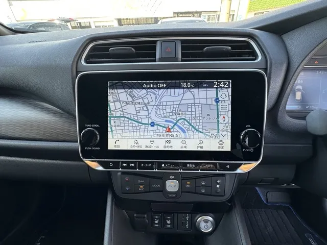 リーフ(ニッサン)e+ アーバンクロム中古車 18