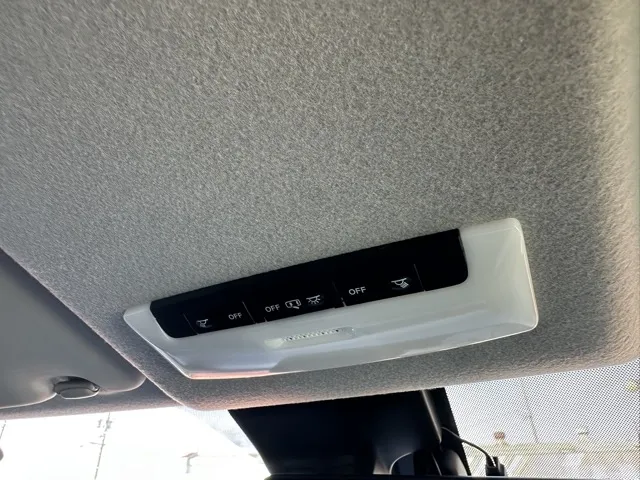 リーフ(ニッサン)e+ アーバンクロム中古車 24