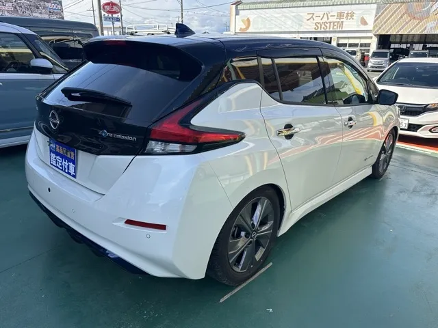 リーフ(ニッサン)e+ アーバンクロム中古車 8