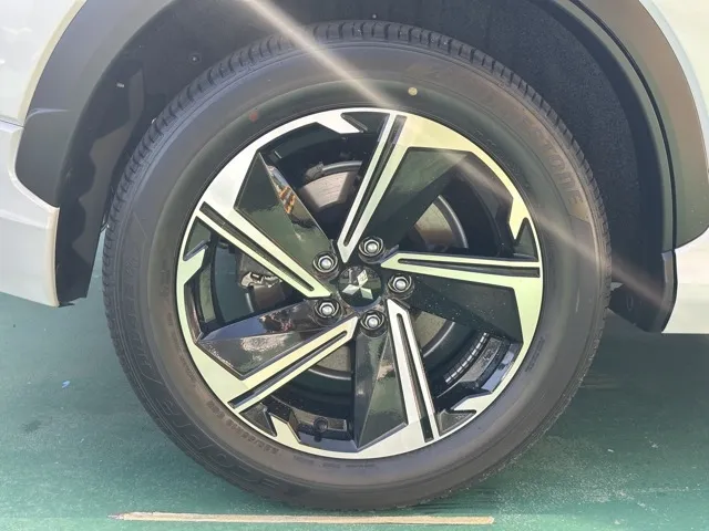 エクリプスクロス(三菱)P中古車 10