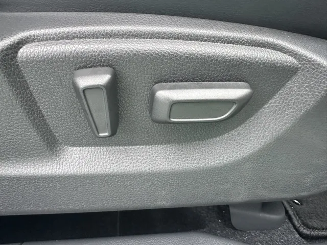 エクリプスクロス(三菱)ブラックエディションレンタＵＰ 16