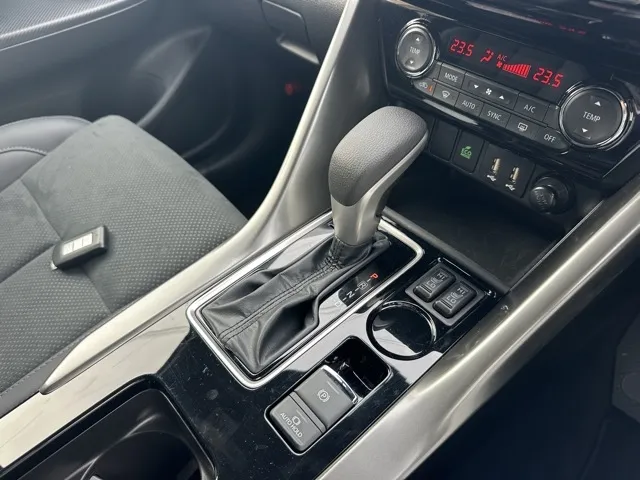 エクリプスクロス(三菱)ブラックエディションレンタＵＰ 25