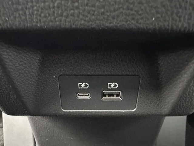 エクリプスクロス(三菱)ブラックエディションレンタＵＰ 6