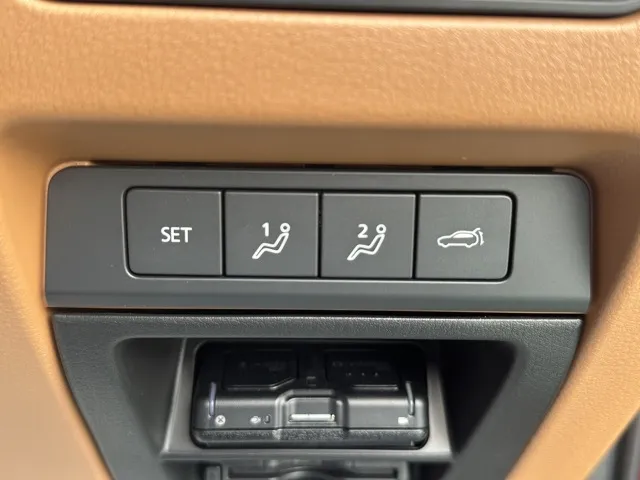 CX-60(マツダ)XD-ハイブリッド プレミアムスポーツ 4WD中古車 12