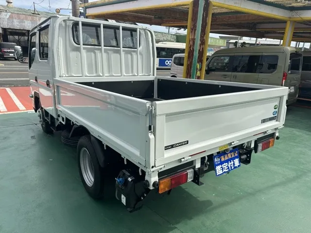 キャンター(三菱)Wキャブ　２ｔ　５ＭＴレンタ登録済未使用車 2