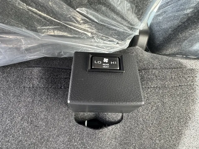 キャンター(三菱)Wキャブ　２ｔ　５ＭＴレンタ登録済未使用車 5