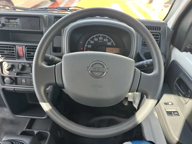 クリッパートラック(ニッサン)DX MT届出済未使用車 6