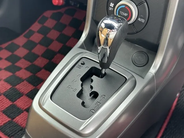 コペン(ダイハツ)セロ中古車 9