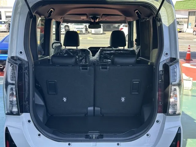 タント(ダイハツ)RS届出済未使用車 10