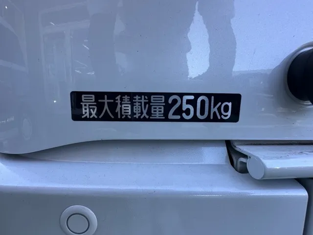 ハイゼット(ダイハツ)G届出済未使用車 8