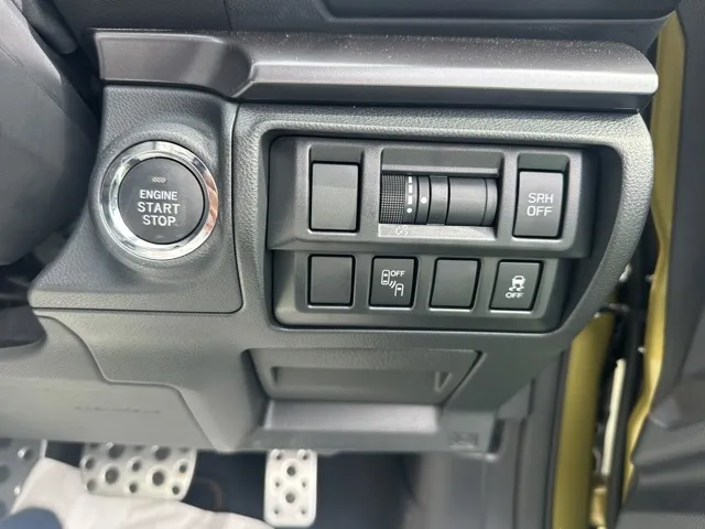 XV(スバル)アドバンス スタイルエディション ルーフレール 4WD中古車 10
