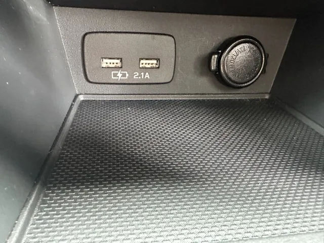 XV(スバル)アドバンス スタイルエディション ルーフレール 4WD中古車 12