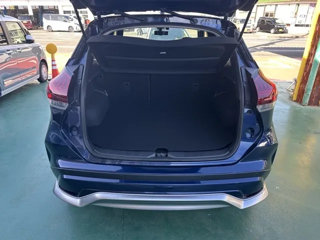 キックス(ニッサン)オーテック 4WD中古車 9