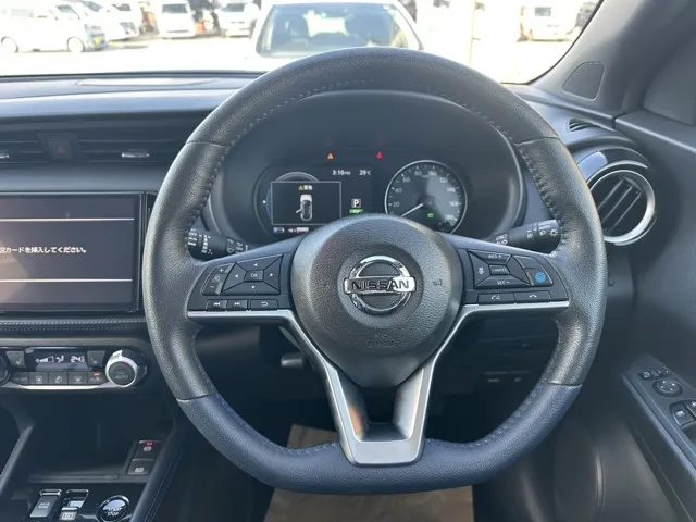キックス(ニッサン)オーテック 4WD中古車 7