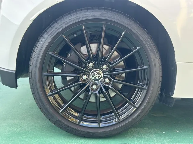 GRヤリス(トヨタ)RC ４WD 6MT中古車 10