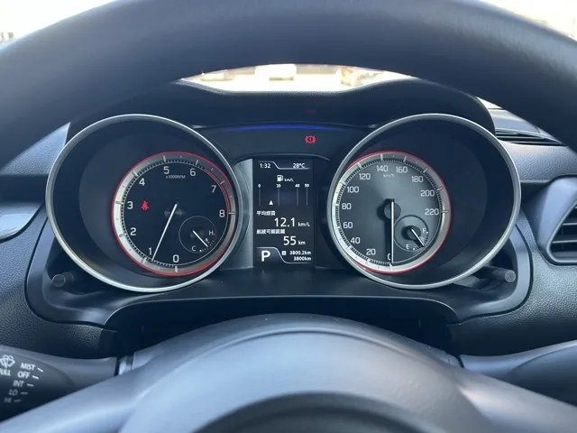 スイフト(スズキ)XGディーラ-試乗車 17