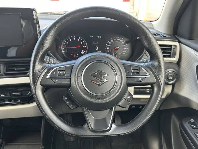 スイフト(スズキ)XGディーラ-試乗車 6