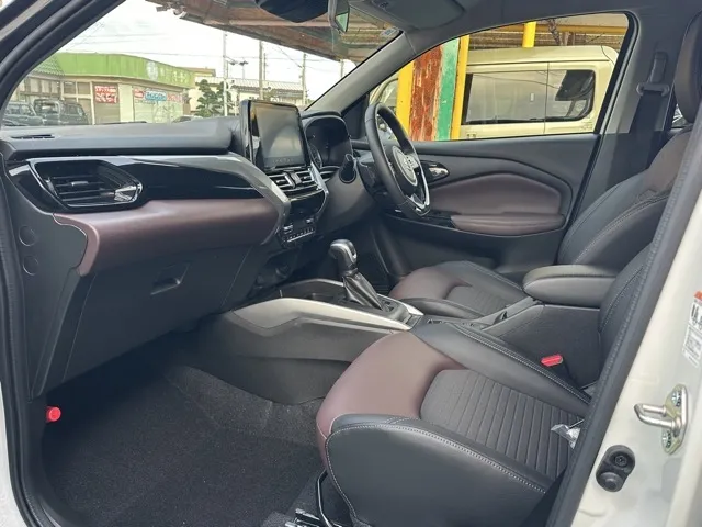 フロンクス(スズキ)ベースグレード中古車 4