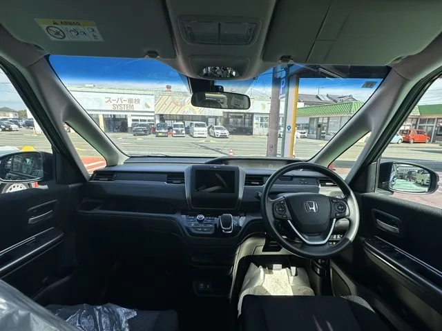 フリード(ホンダ)ハイブリッドG BLACK STYLE登録済未使用車 6