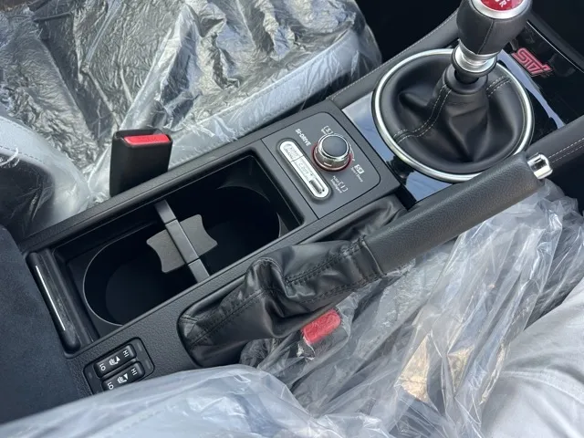 WRX(スバル)STI ファイナルエディション フルパッケージ登録済未使用車 15