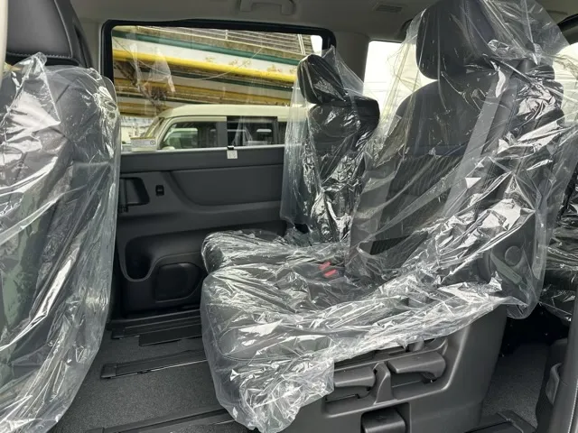 セレナ(ニッサン)eパワー オーテック アラウンドビューモニター 12.3ナビ登録済未使用車 4